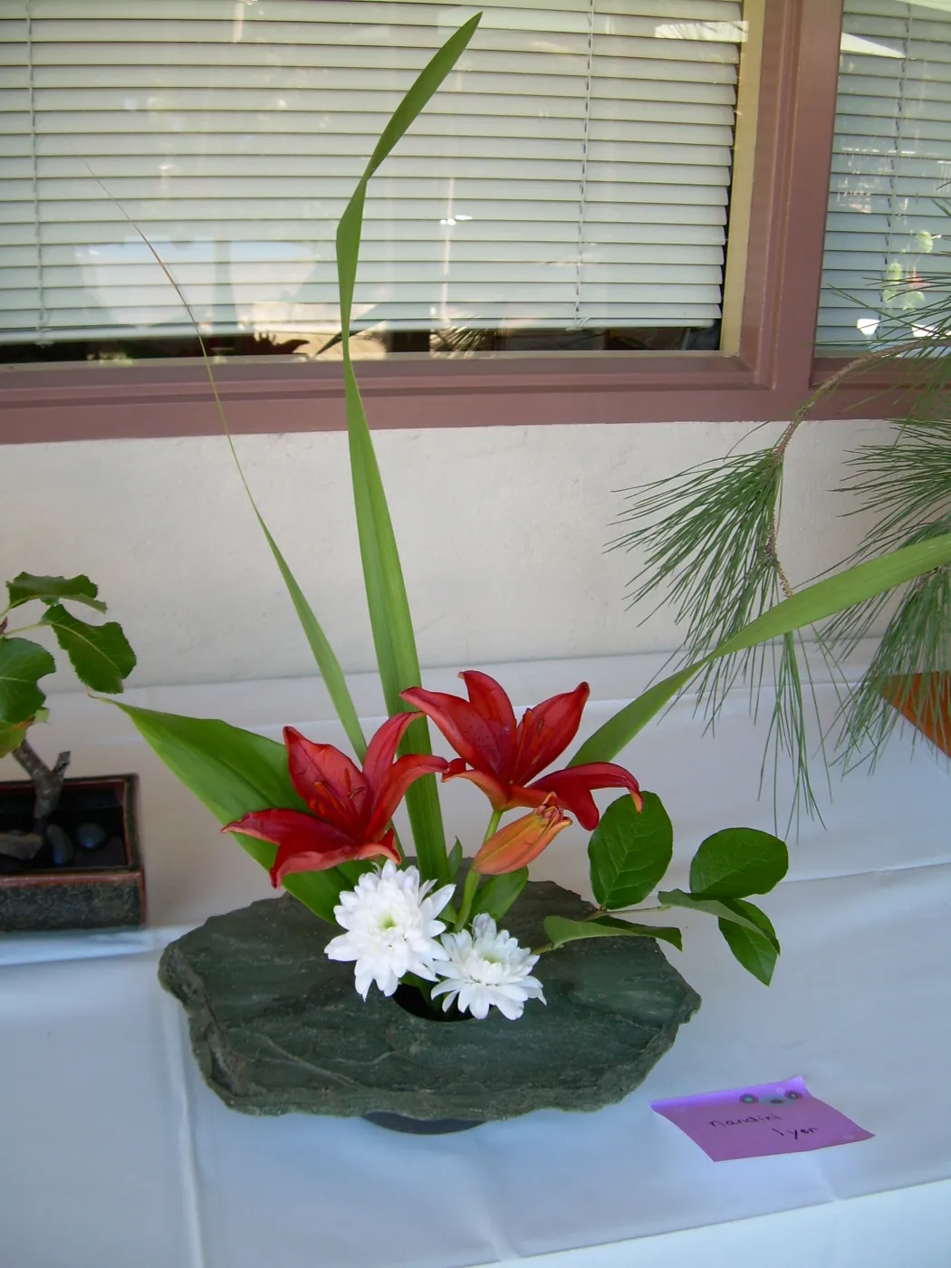 ikebana, floral arrangement