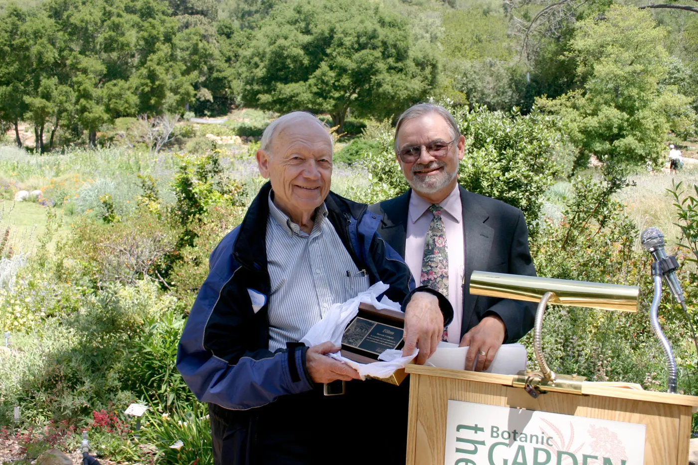 Sherwin Carlquist, Volunteer Luncheon, 2004