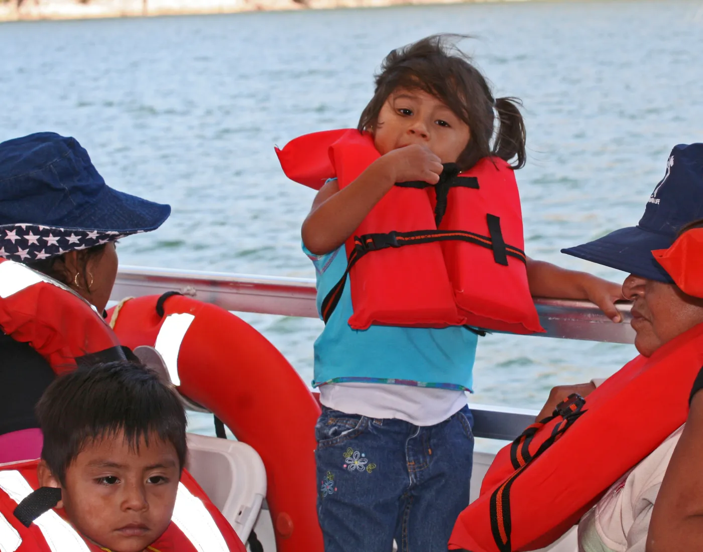 kids in life jackets, Lake Casitas, SBBG education tours, 2005-2006