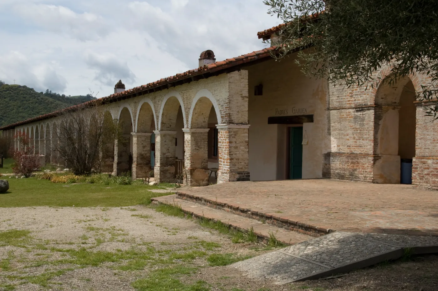 Mission San Antonio, Fort Hunter Liggett, SBBG Research and Conservation staff field trip, 2006