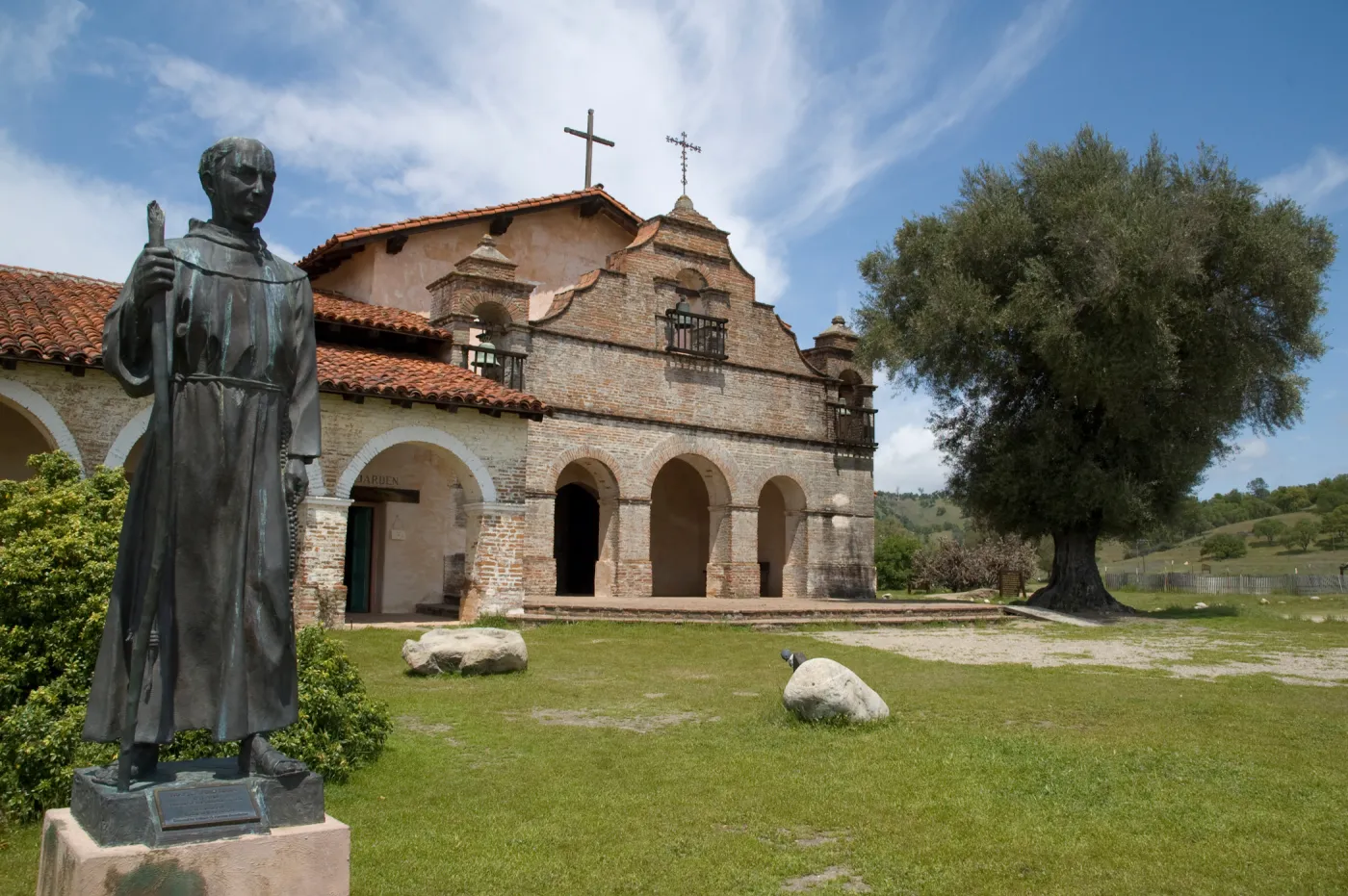 Mission San Antonio, Fort Hunter Liggett, SBBG Research and Conservation staff field trip, 2006