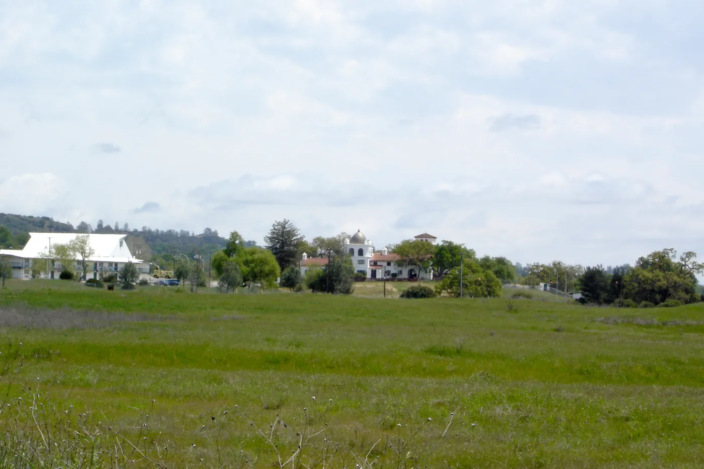 viewing The Hacienda from Mission San Antonio, Fort Hunter Liggett, SBBG Research and Conservation staff field trip, 2006