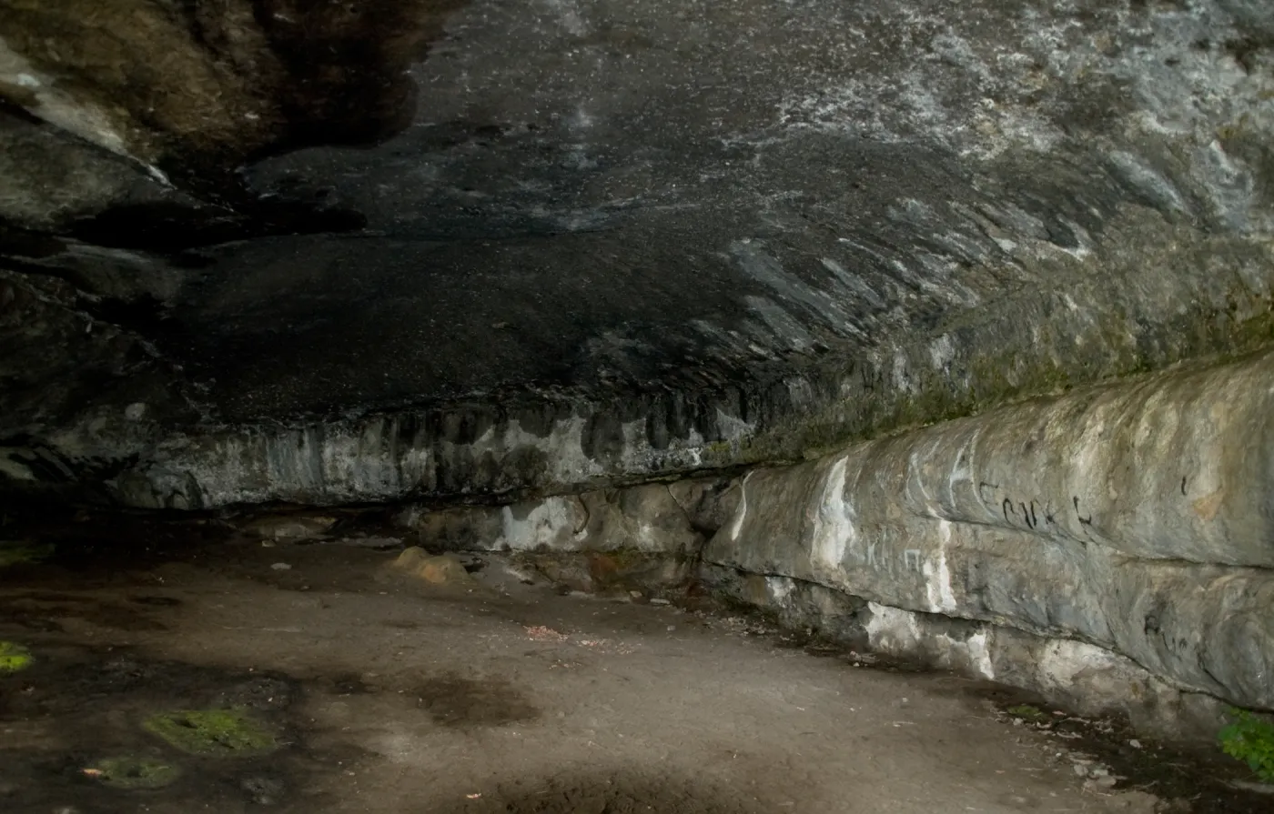 Wagon Caves rock shelter, Fort Hunter Liggett, SBBG Research and Conservation staff field trip, 2006