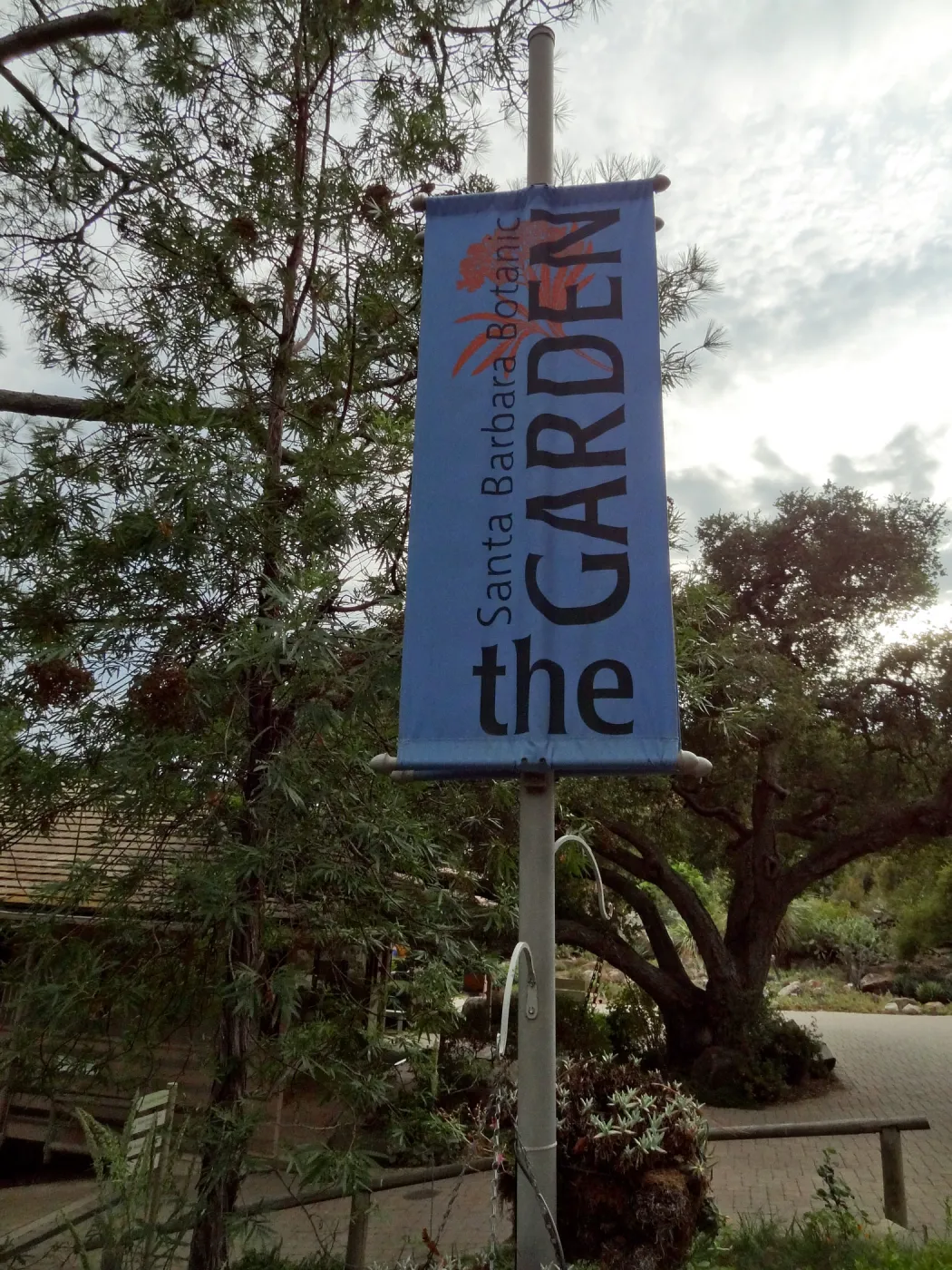 Entrance banners, SBBG