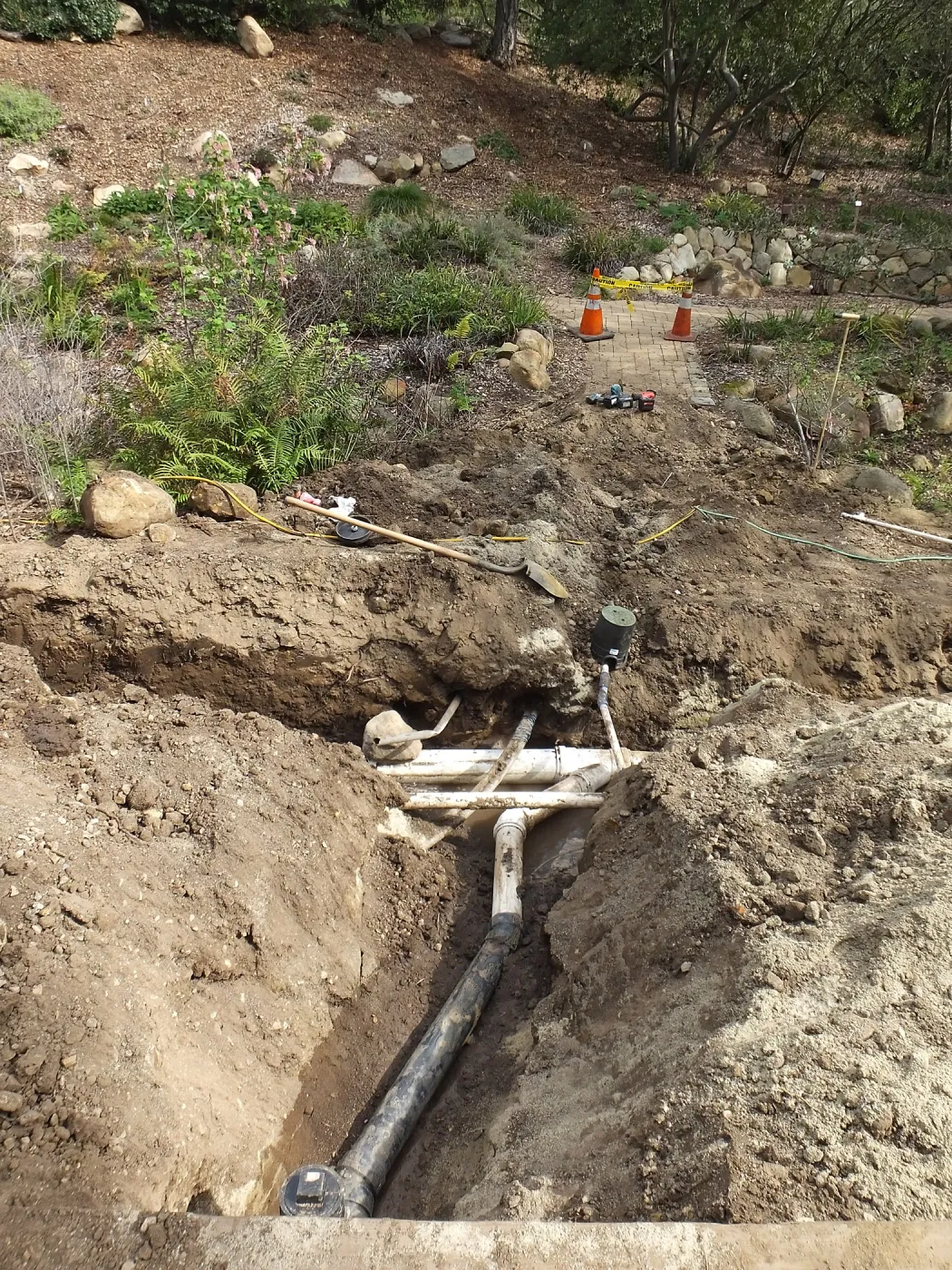 Arroyo sewer line construction