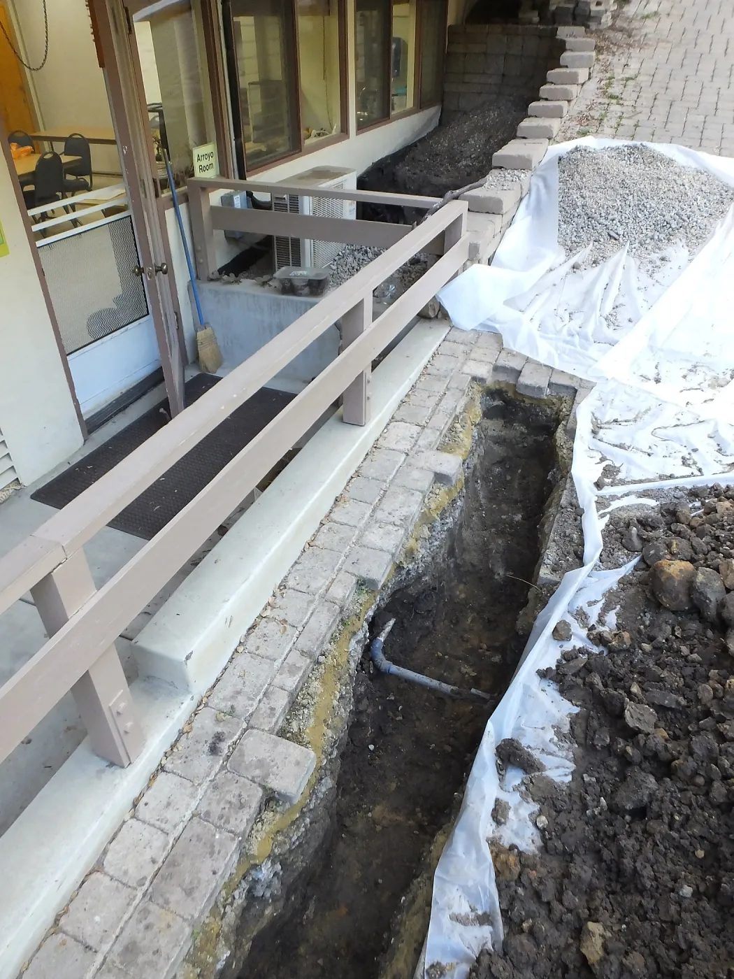 Arroyo Sewer Line Construction