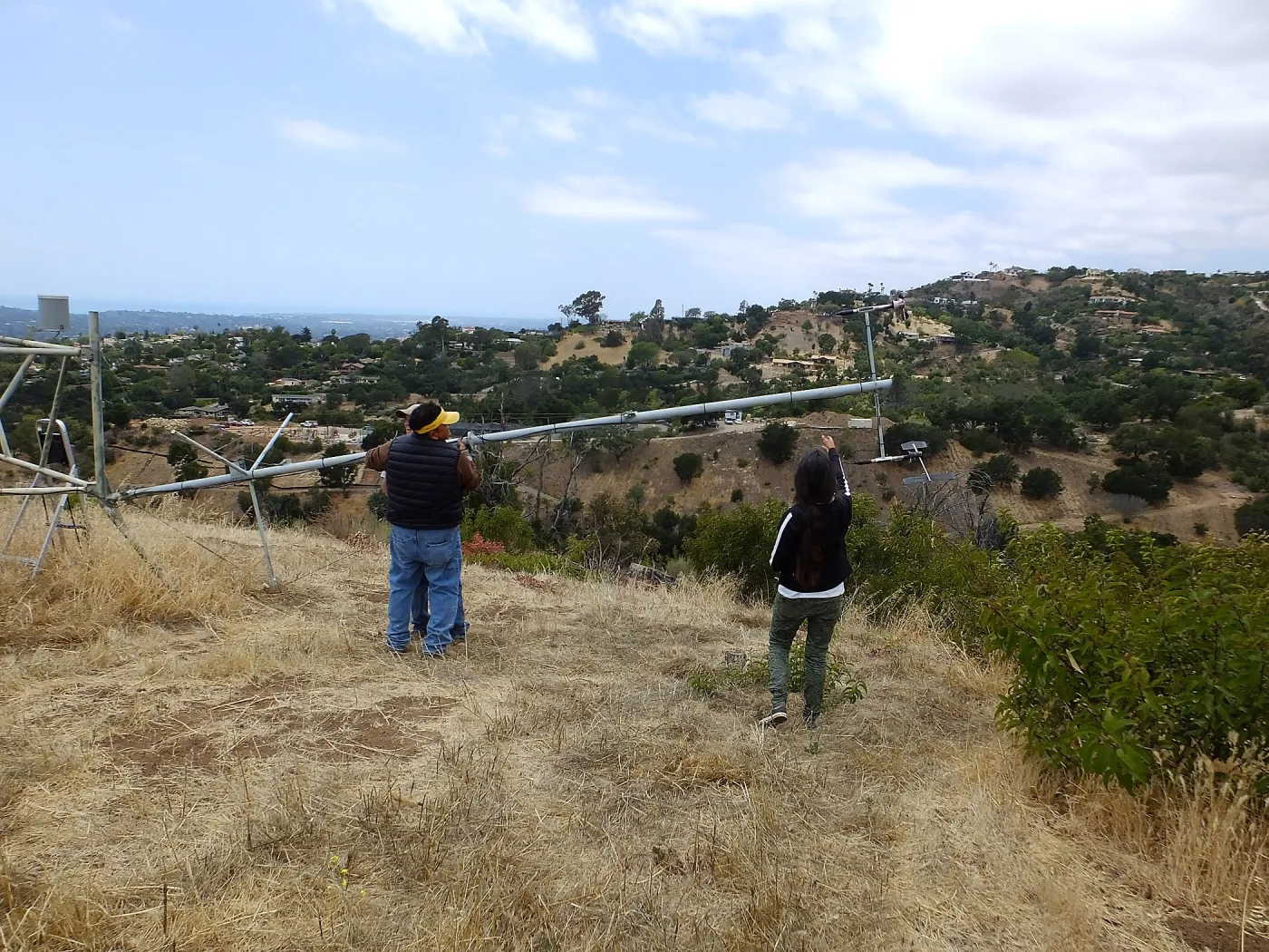 Lowering mast to replace wind sensors on the RAWS station