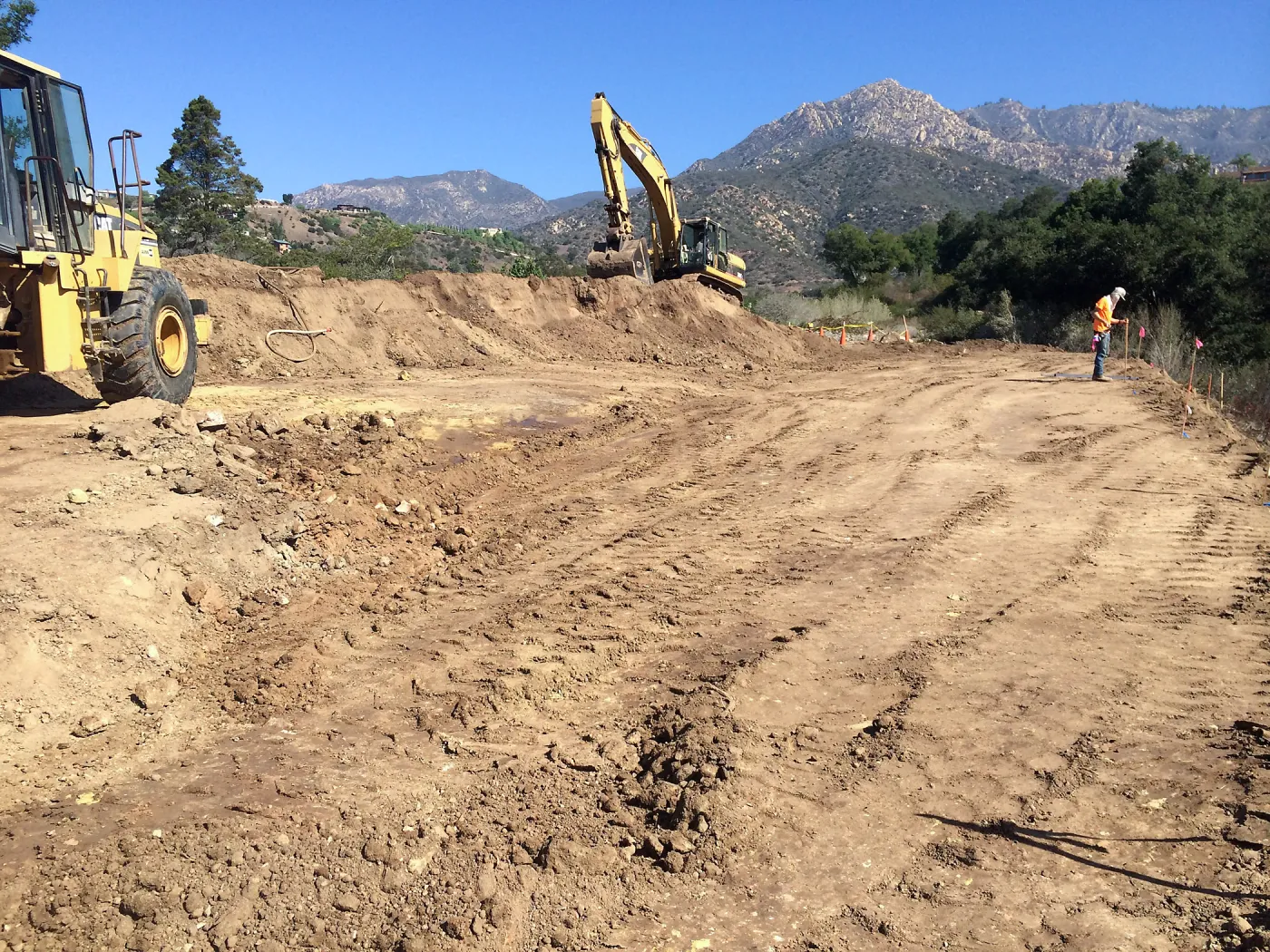 Pritzlaff Conservation Center construction, Construction of upper parking lot
