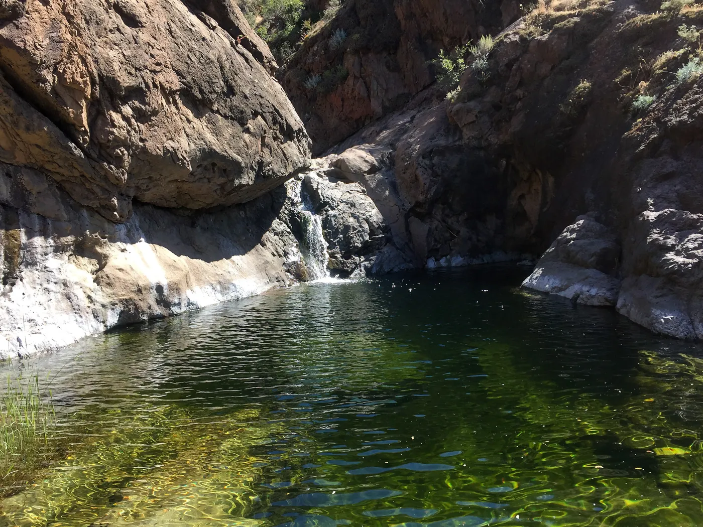 Santa Cruz Island Trip, La Cascada