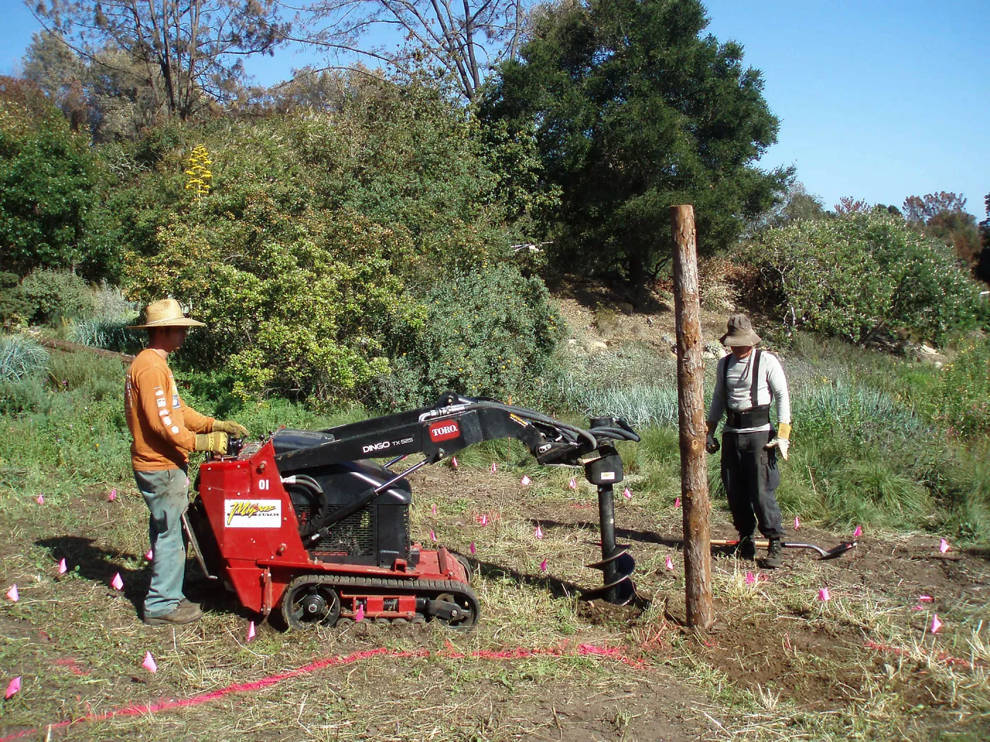 Installation of Herb Parker's â€˜Haven' labyrinth sculpture in Meadow