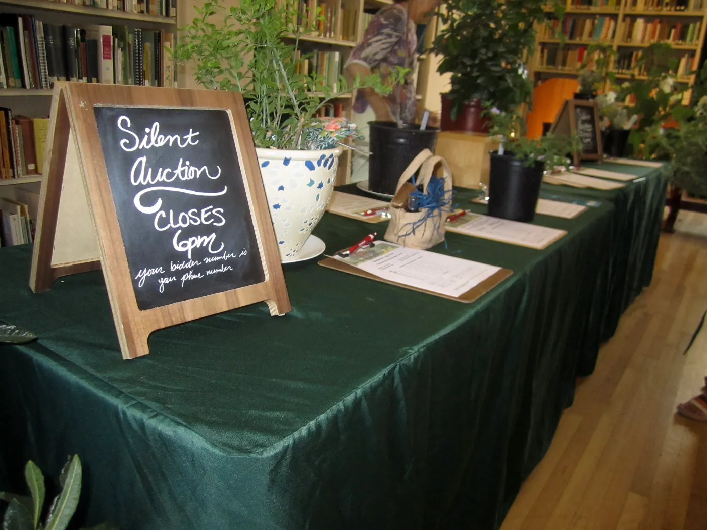 2017 Fall Plant Sale Preview Party, silent auction