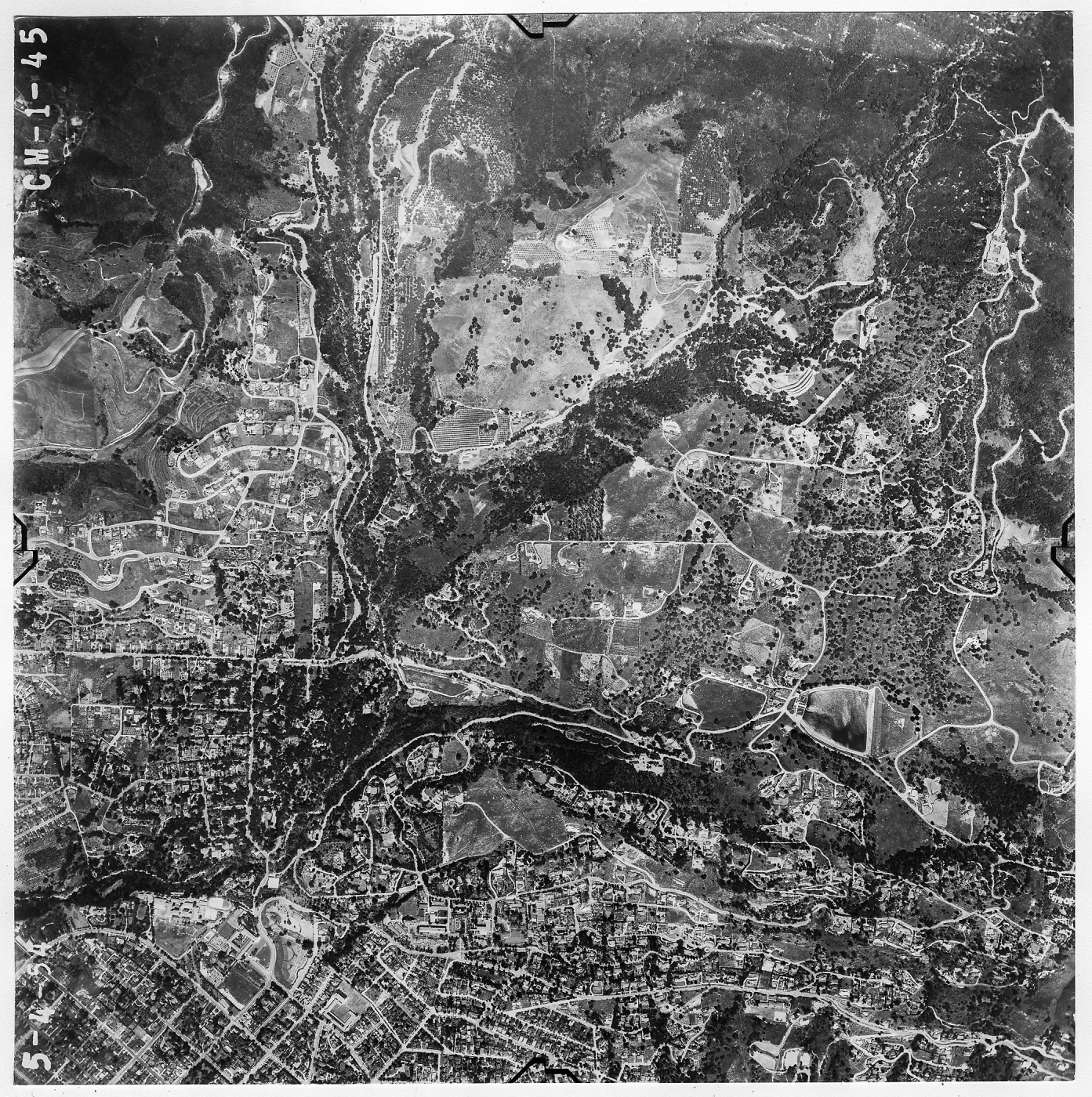 Aerial photograph of SBBG and vicinity