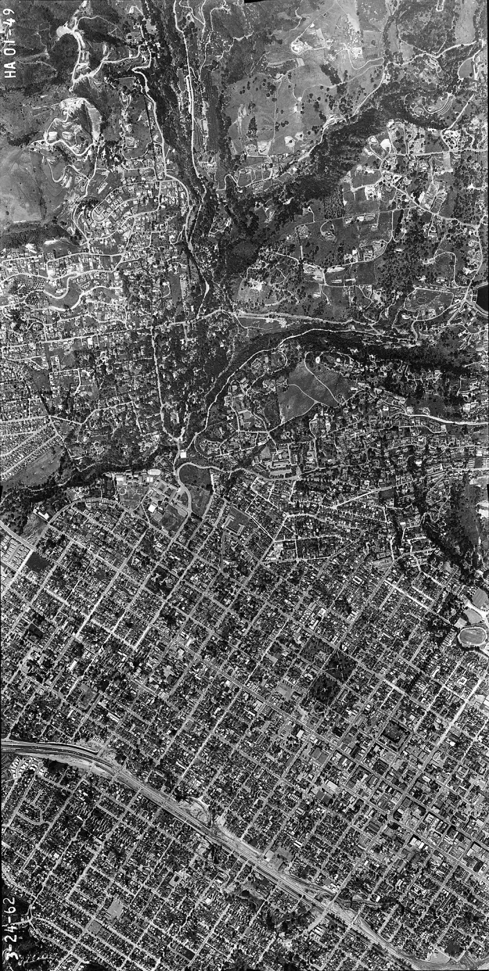 Aerial photograph of SBBG and vicinity