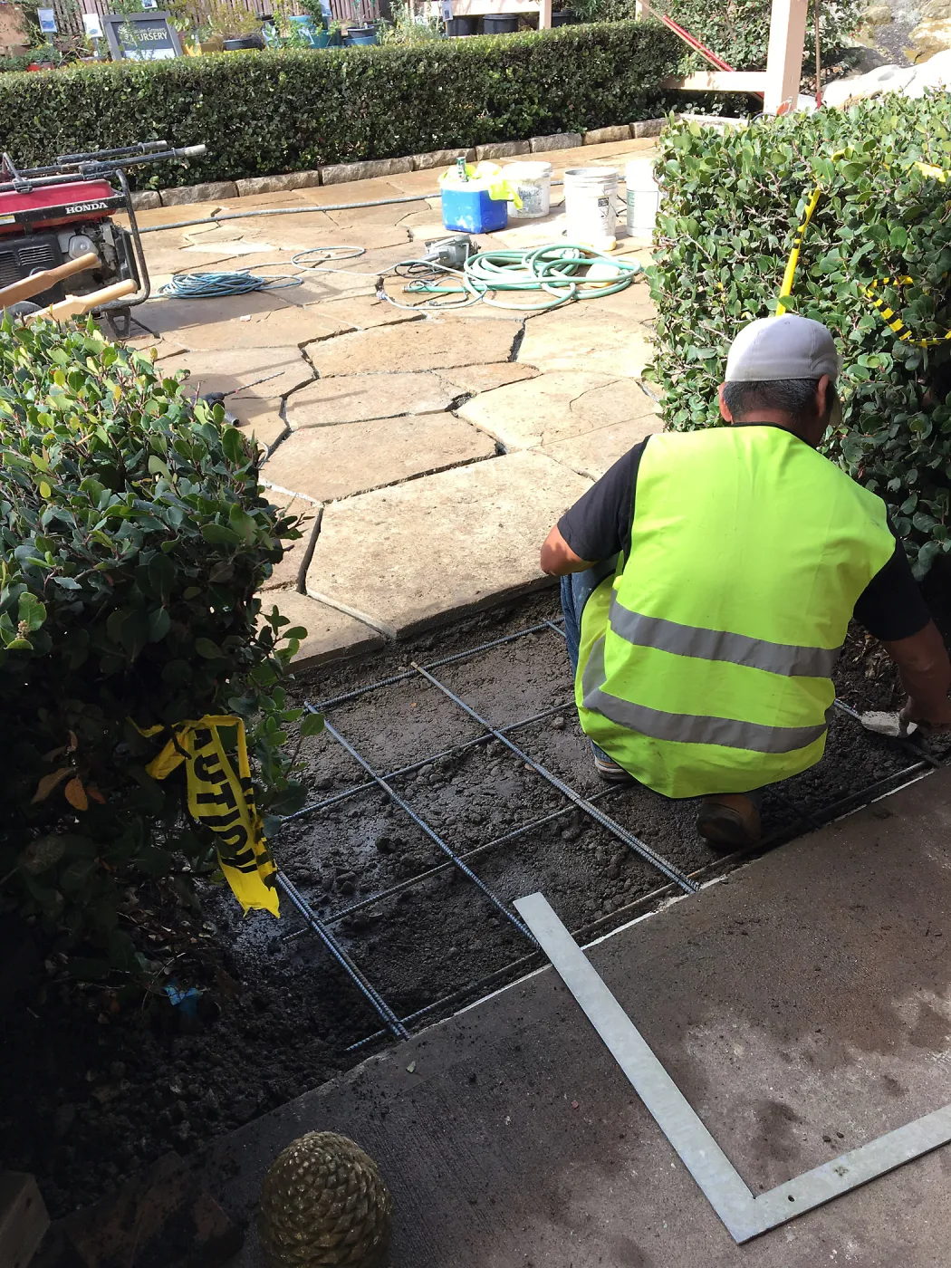 Courtyard flagstone walkway installation