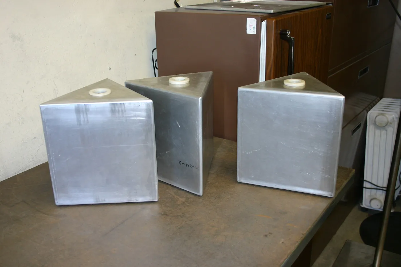 Foodweb display fabrication at/by Machine Arts