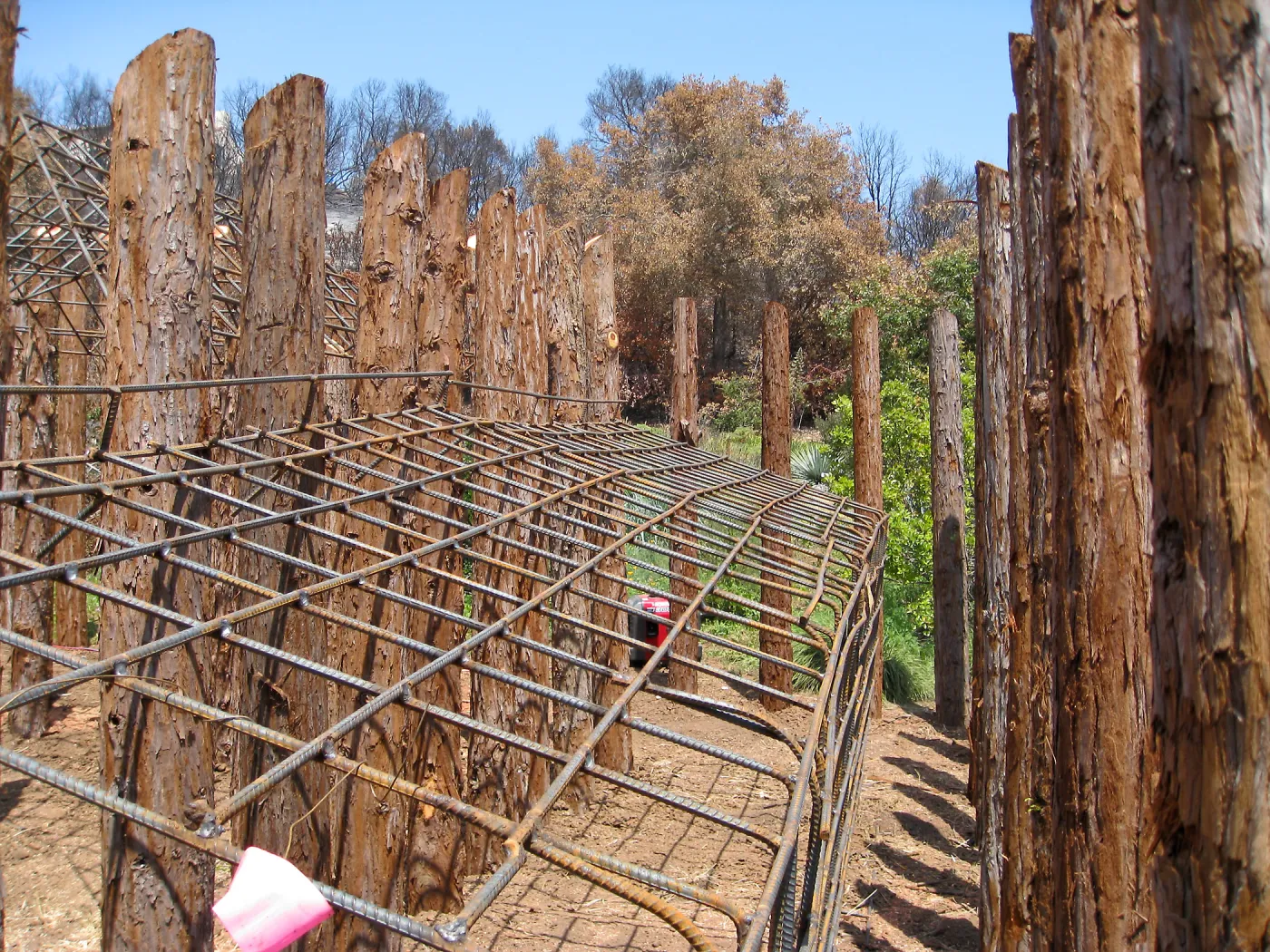 Construction of Herb Parker's â€˜Haven' labyrinth, placing roof structure