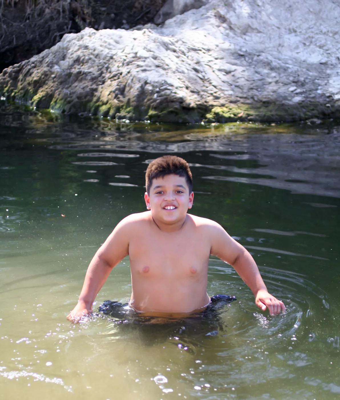 FamCamp 2008, Boy in water