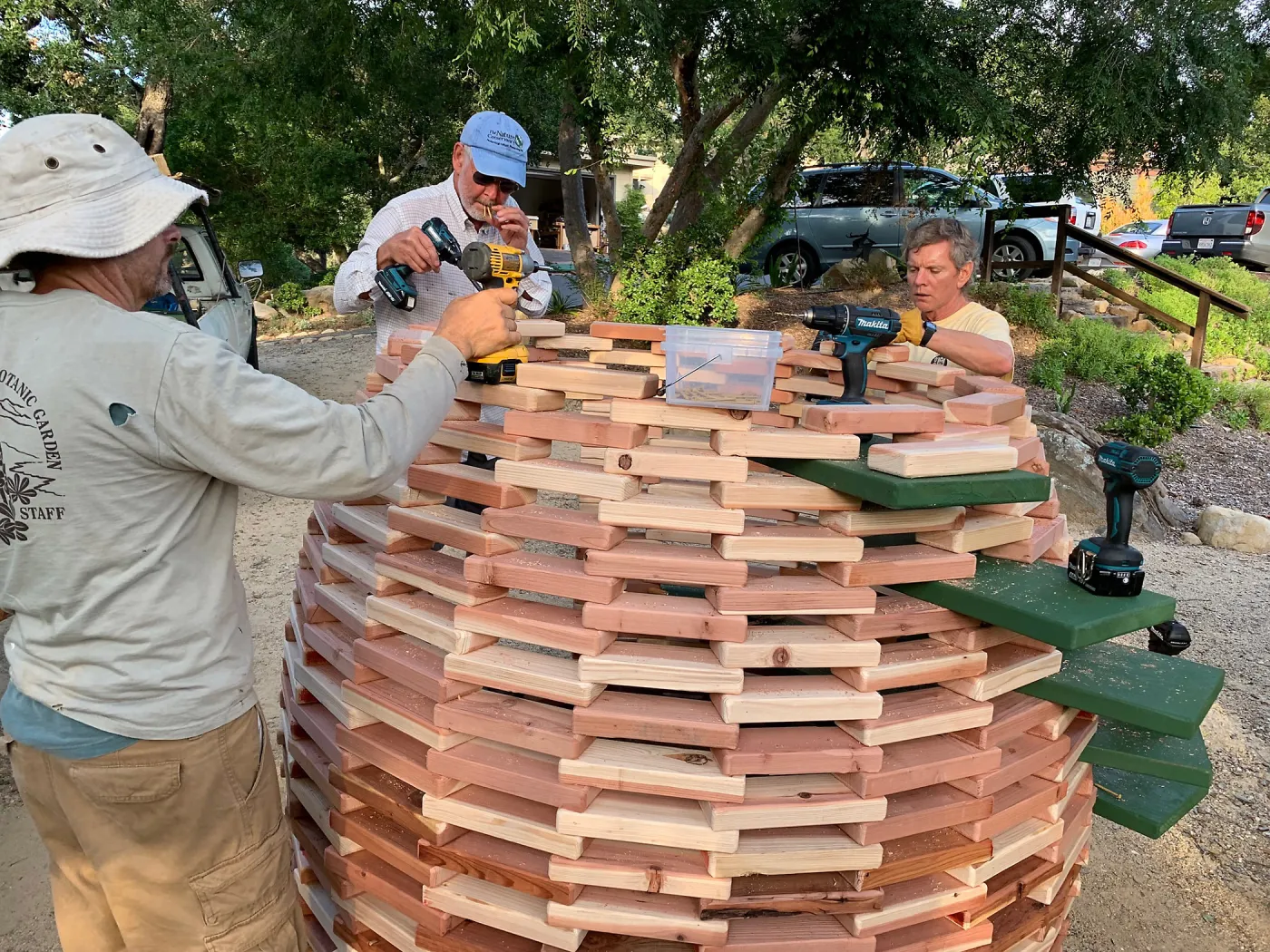 Volunteers building â€˜The Hives' casitas