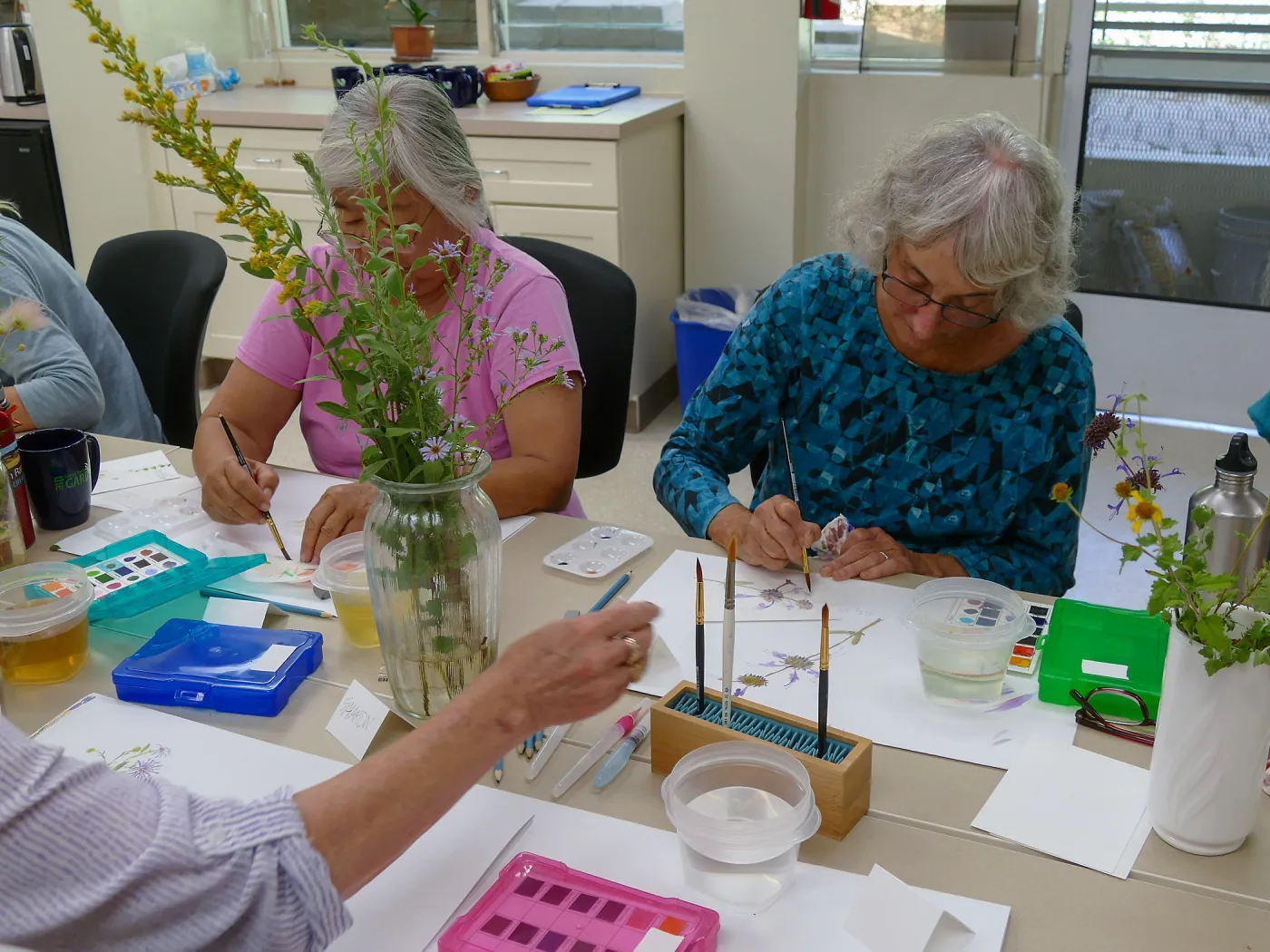 â€œPainting the Nativesâ€ class with Deborah Dal Zuffo