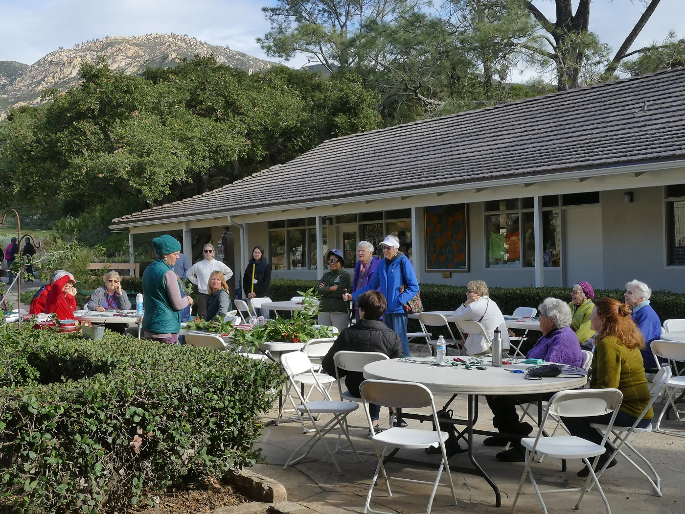 Free Senior Day, Wreathmaking Class