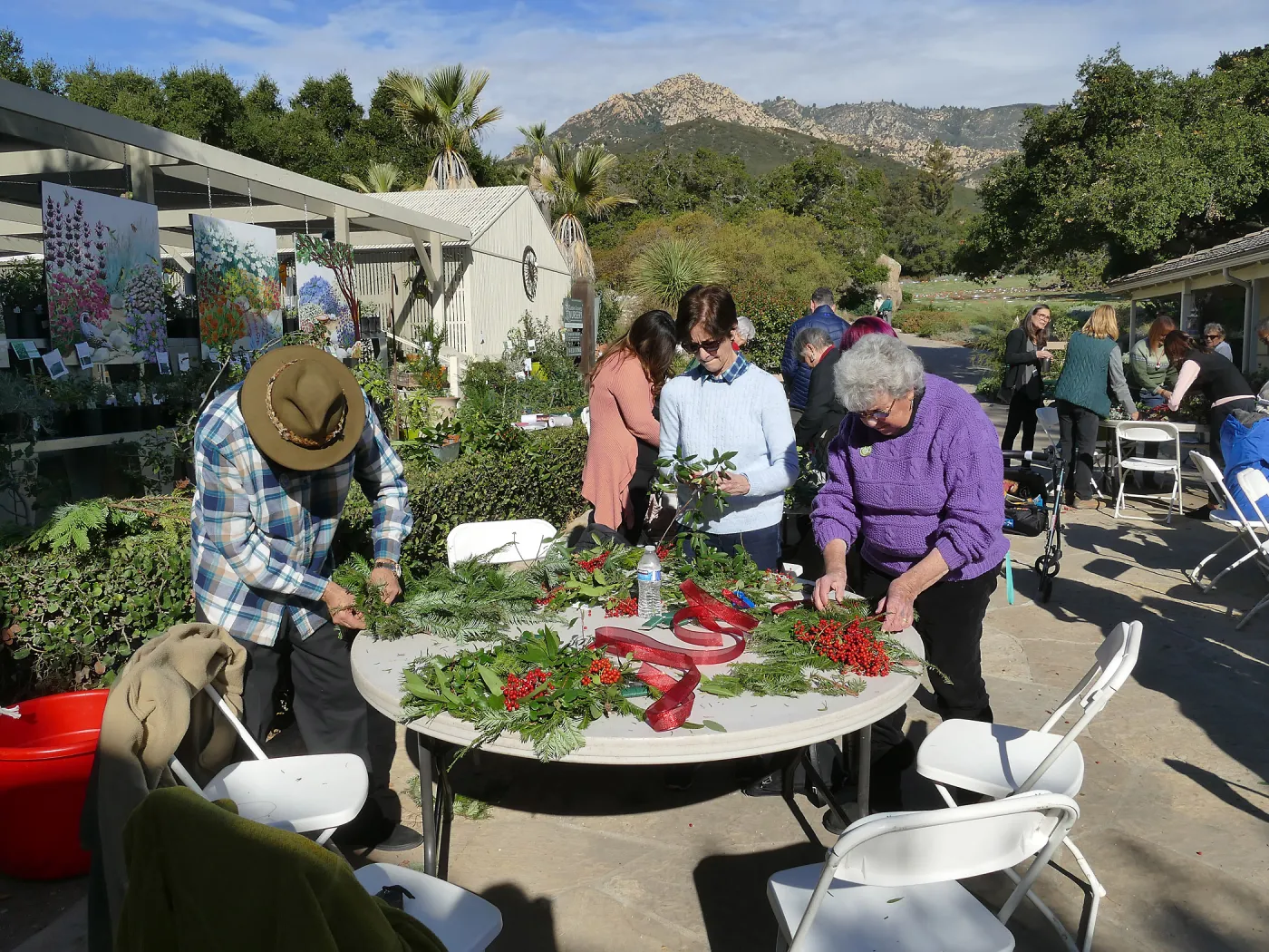 Free Senior Day, Wreathmaking Class