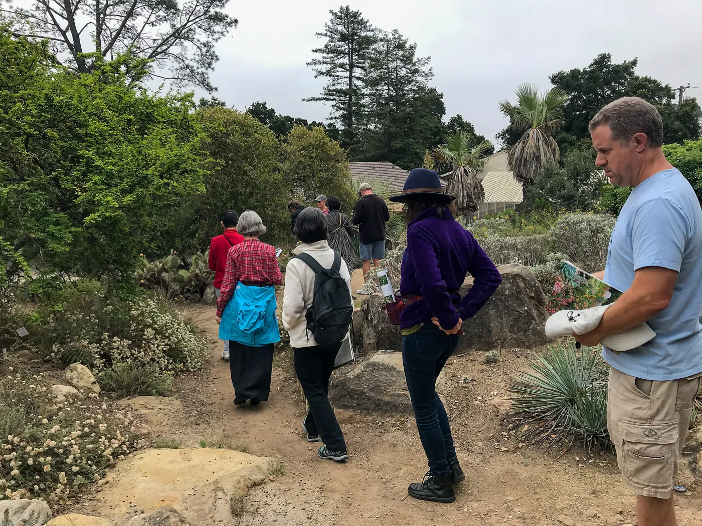 Building Habitat in Your Home Garden class with Stephanie Ranes