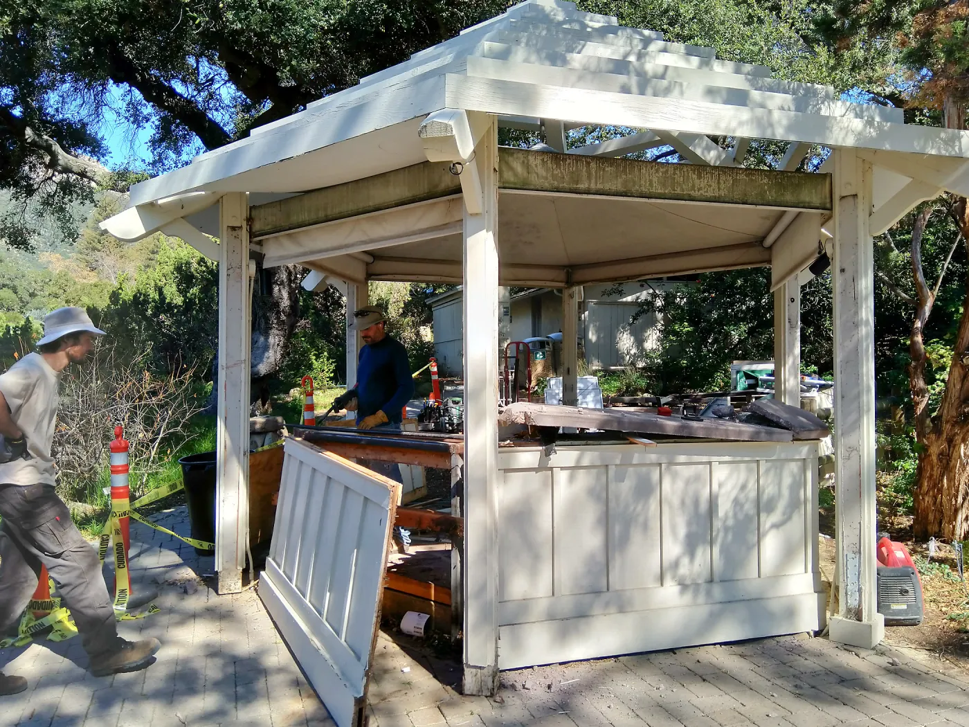 Entry Kiosk being dismantled for renovation