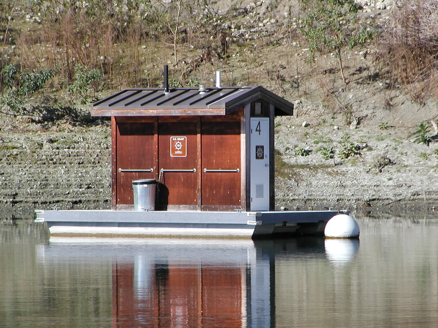 Lake Casitas boat tour, Floating Restrooms