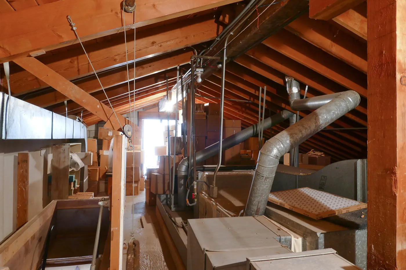 Edulibrarium attic, view towards south wall from northeast corner
