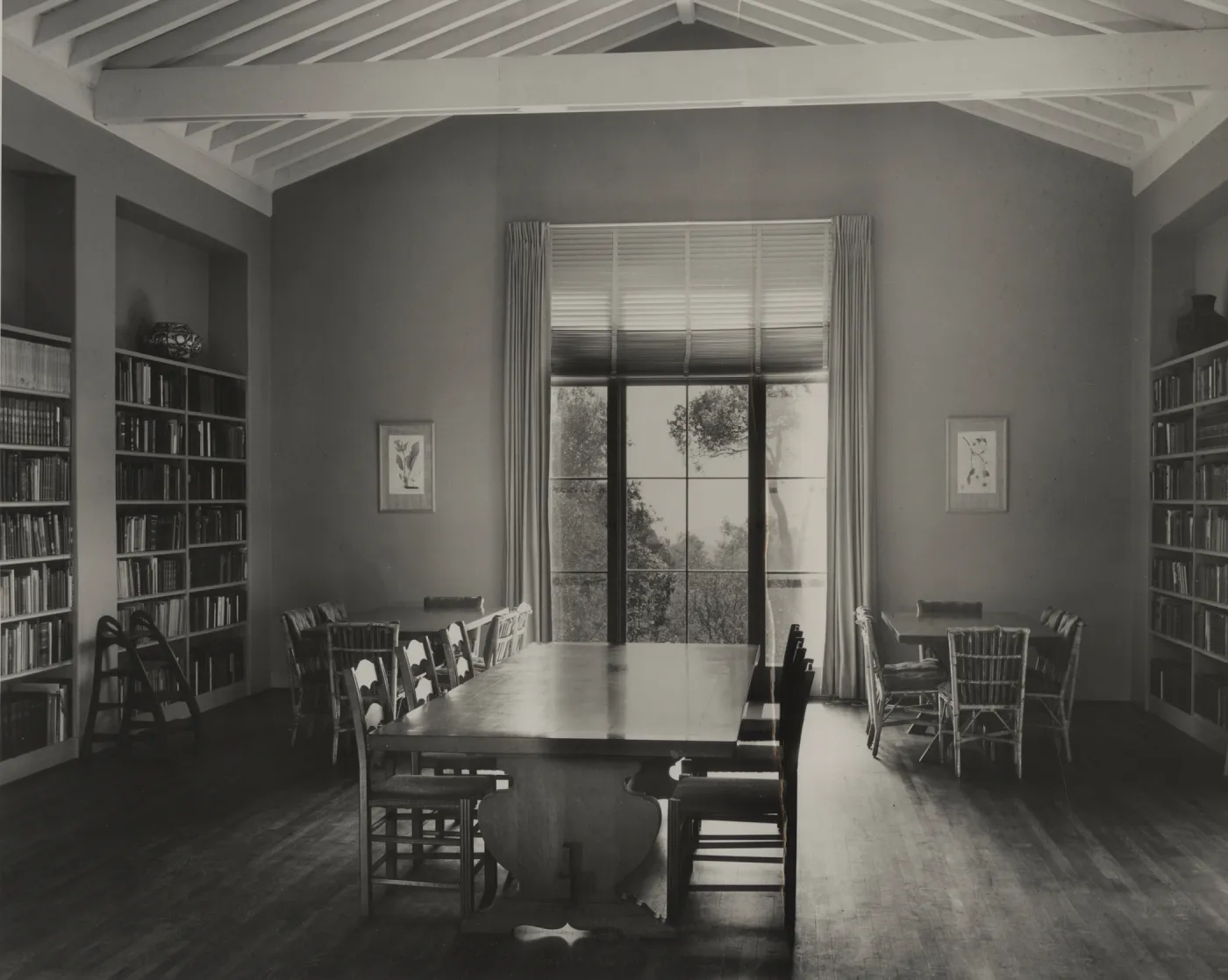 Blaksley Library interior, ©Joseph Muench