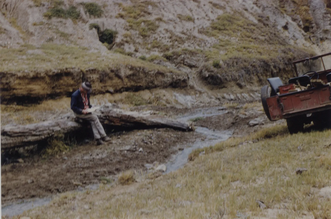Clif Smith fossil finding, Santa Cruz Island