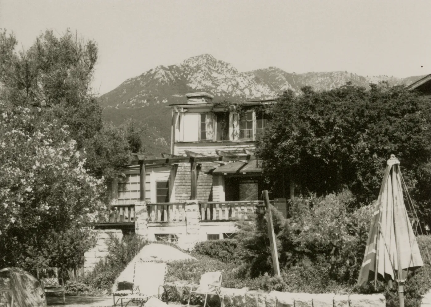 south side of Lotterhos/Gane House