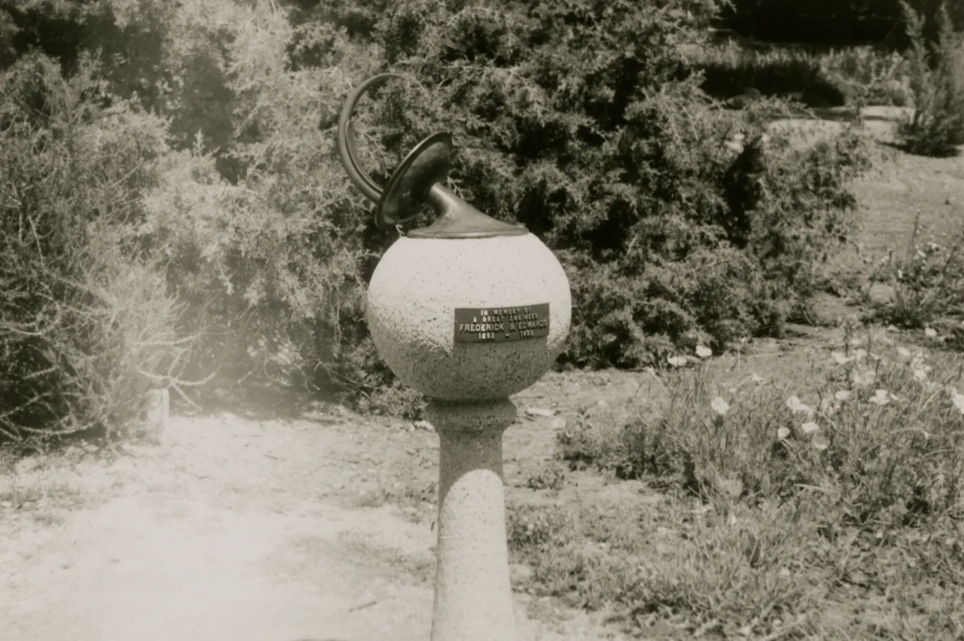 Sundial, 'In memory of a great engineer, Frederick B. Edwards, 1852-1933'