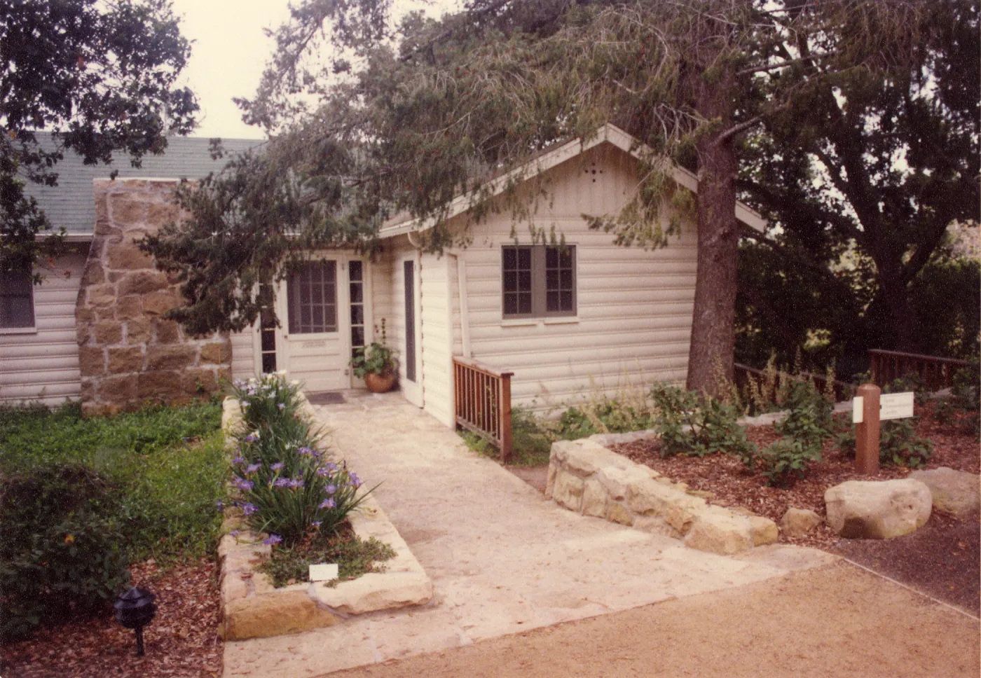 Home Demonstration Garden