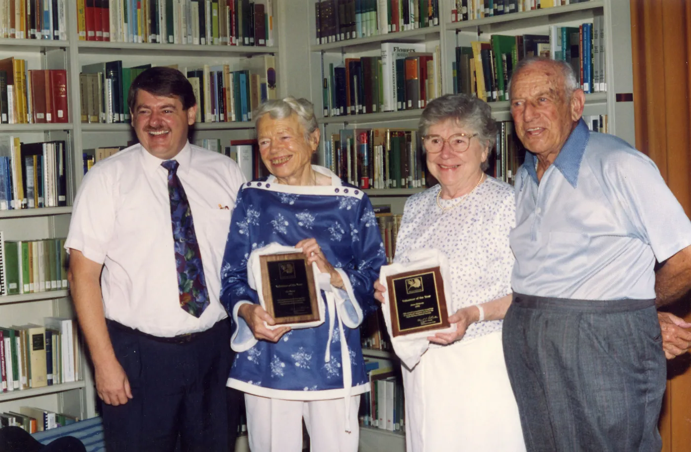 Volunteers - Misc.: Ed Schneider, Ada Wood - 1991 Volunteer of Year, Sean Hobson - 1992 Volunteer of Year, Ted Sills, Board Member, Volunteer Award Luncheon, Garden Newsletter, Fall, 1992