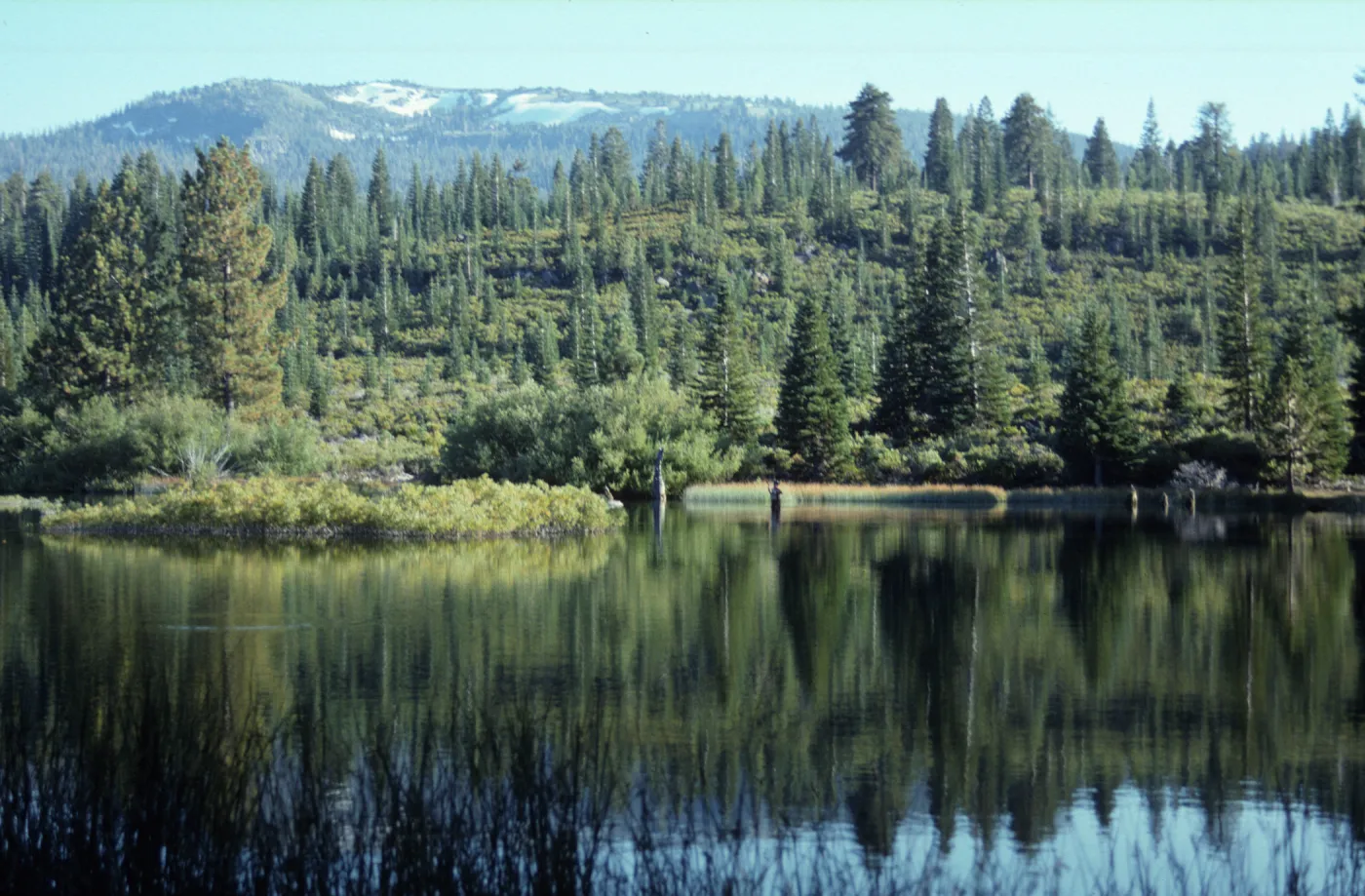 Manzanita Lake, Lassen