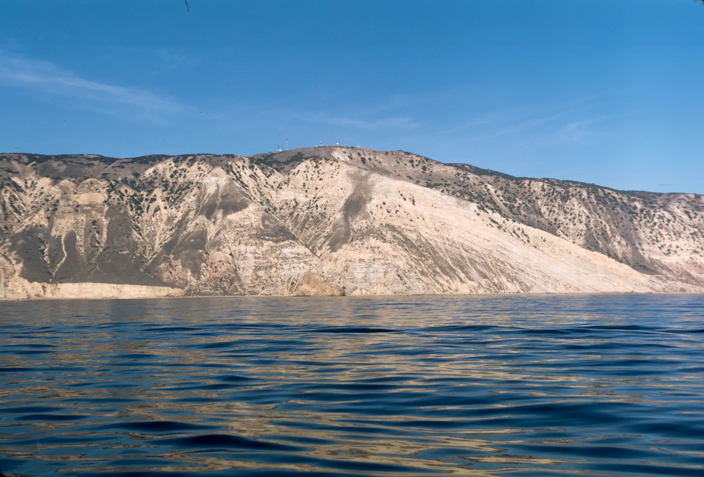 Santa Cruz Island 1973, Navy Base
