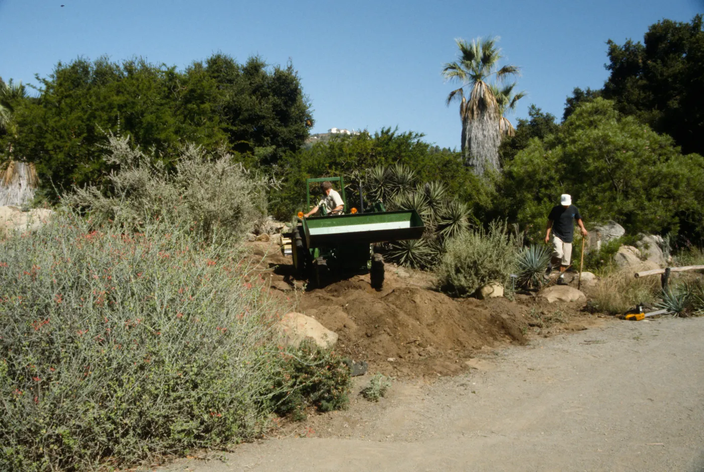 tractor, construction of the Desert Wash, SBBG