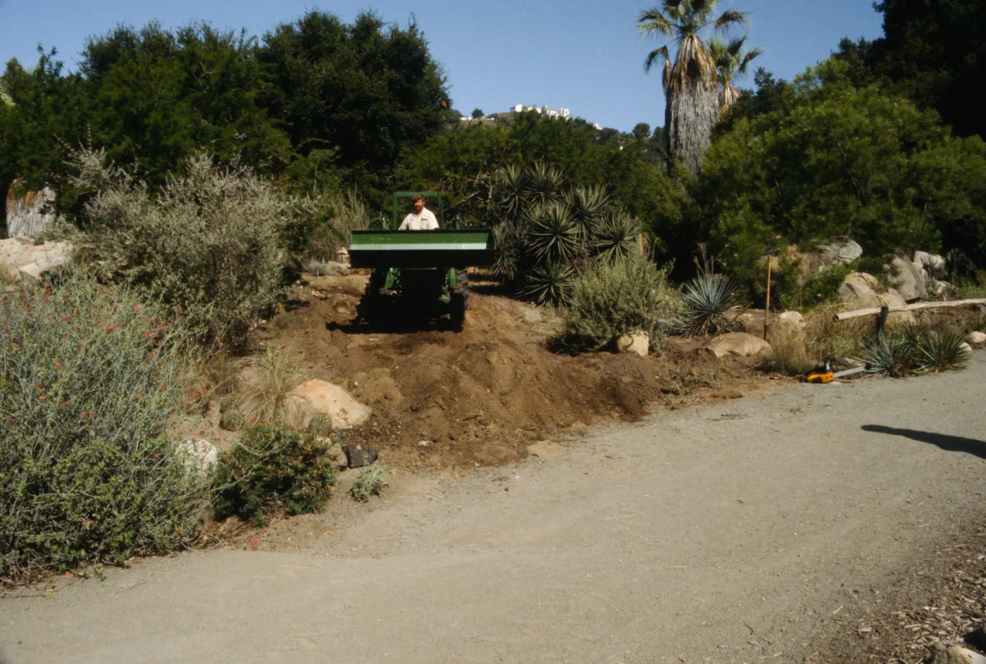 tractor, construction of the Desert Wash, SBBG
