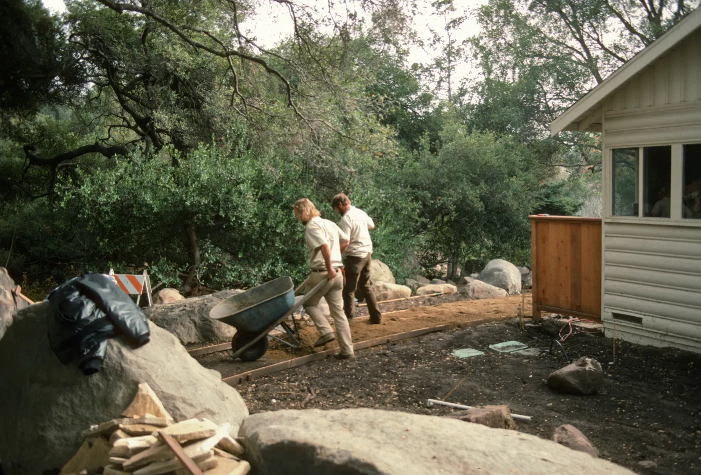 SBBG Home Demonstration Garden construction