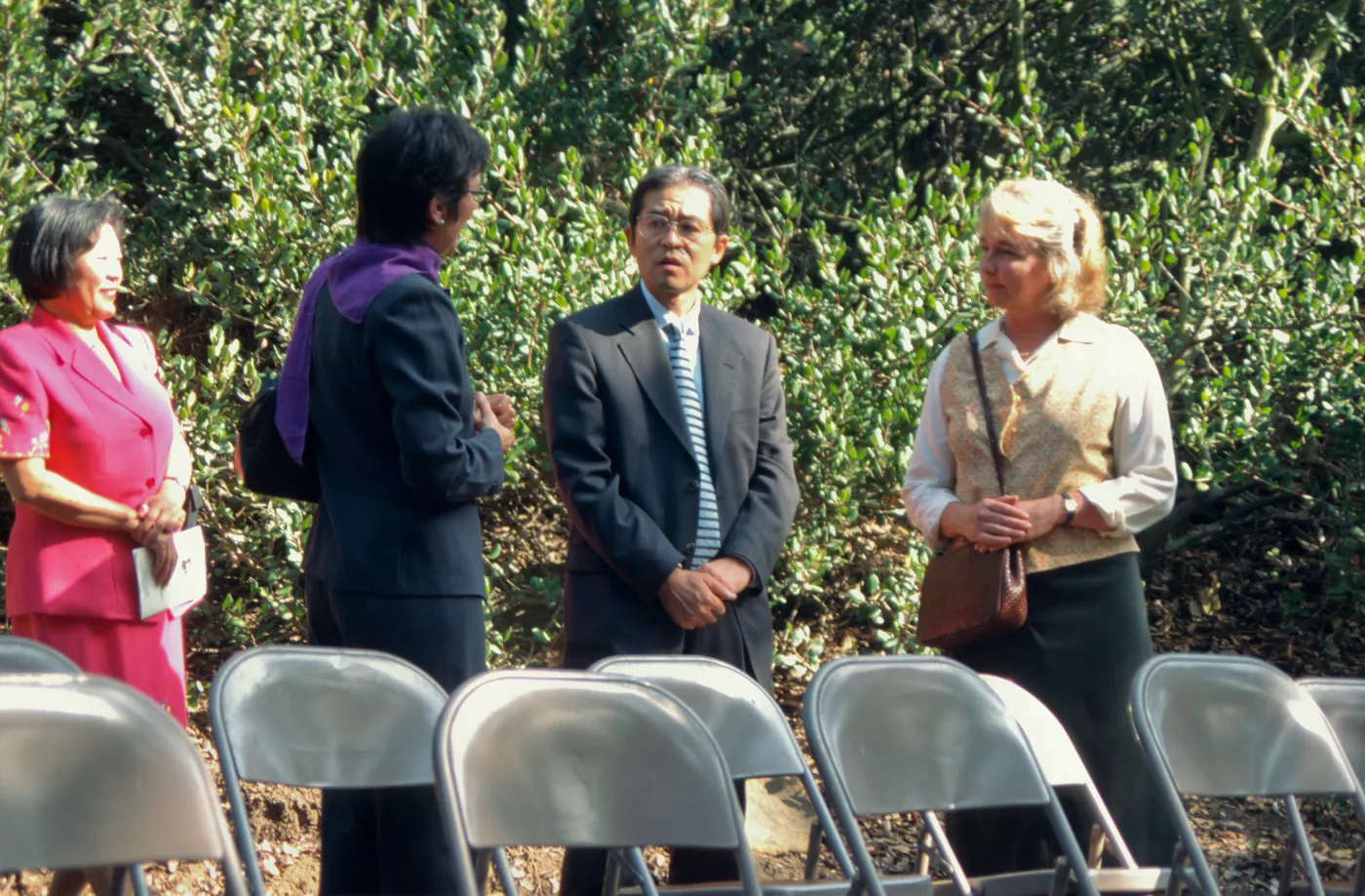 Japanese consul-general visit to Tea House