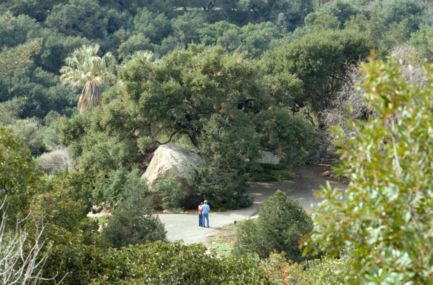 view down to the Blaksley Boulder, visitors, couple