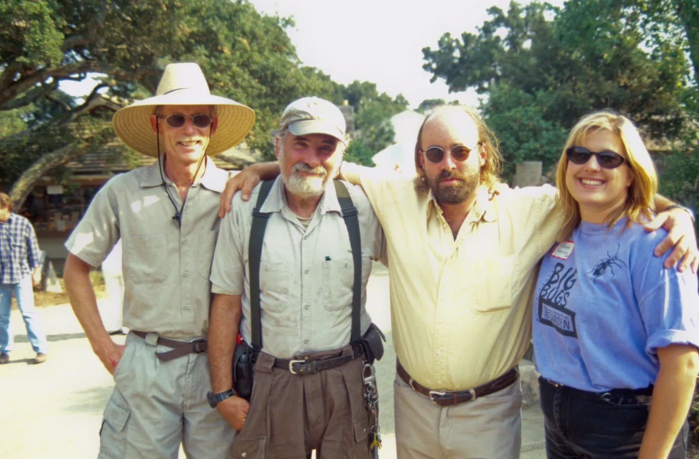 Big Bugs crew, entrance oak