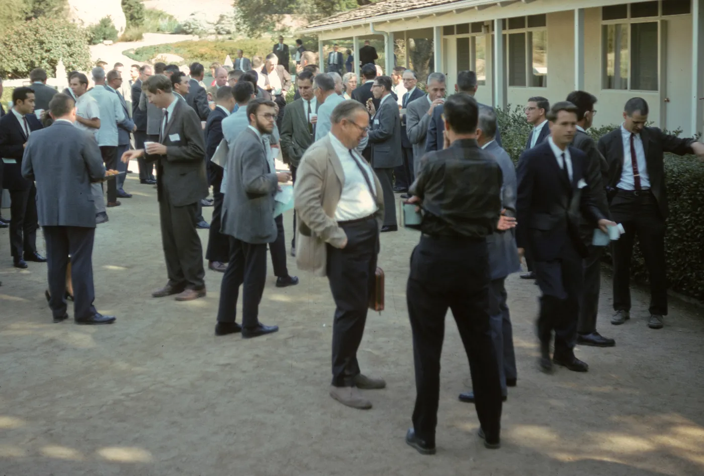 Island Symposium, 1965, gathering in Courtyard
