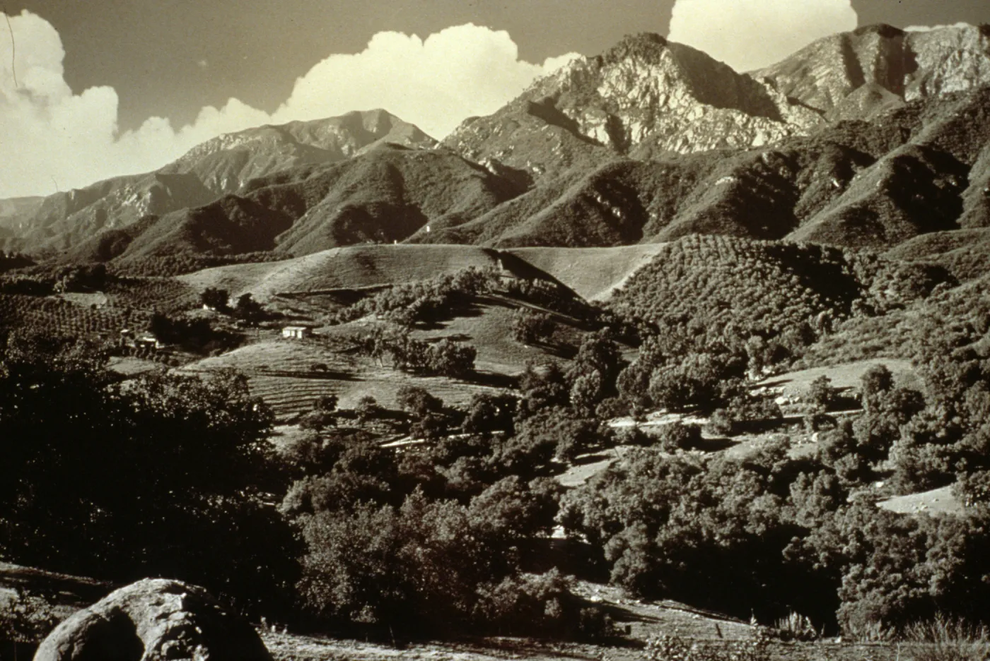 Mission Canyon from the east, © Josef Muench