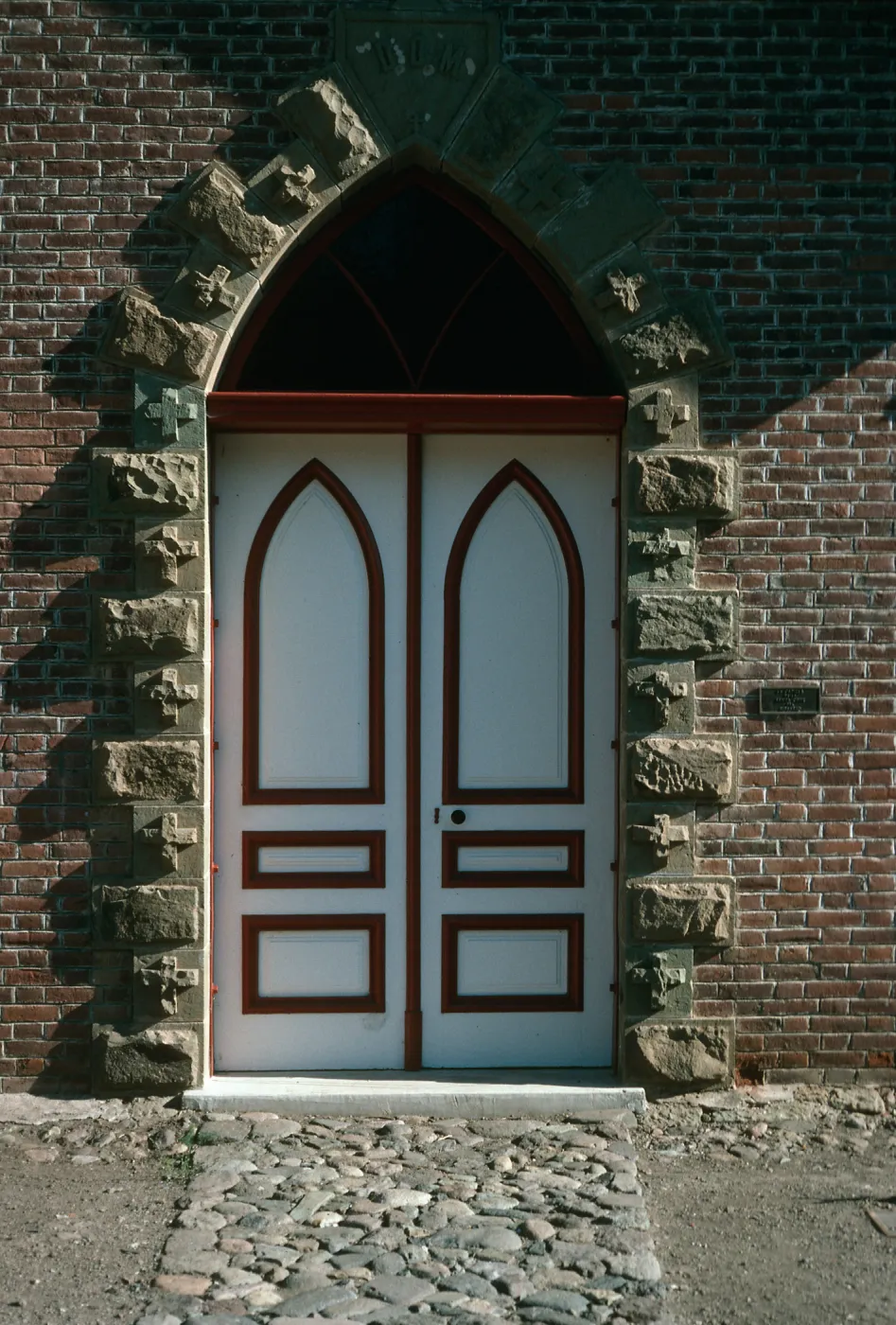 Santa Cruz Island, Stanton Ranch, chapel door