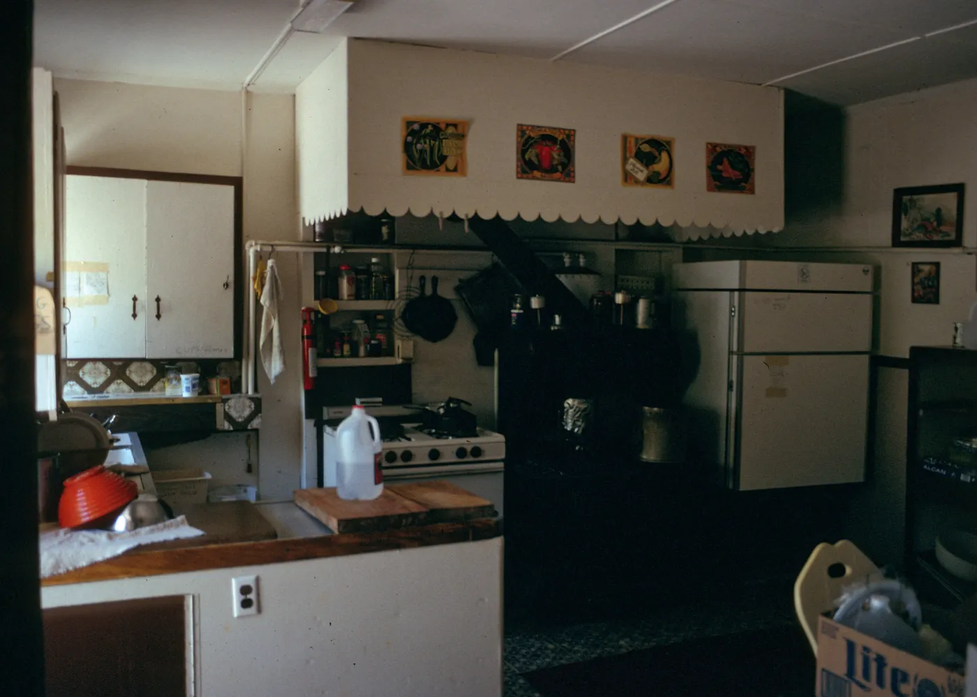 Santa Cruz Island, Scorpion Ranch, kitchen