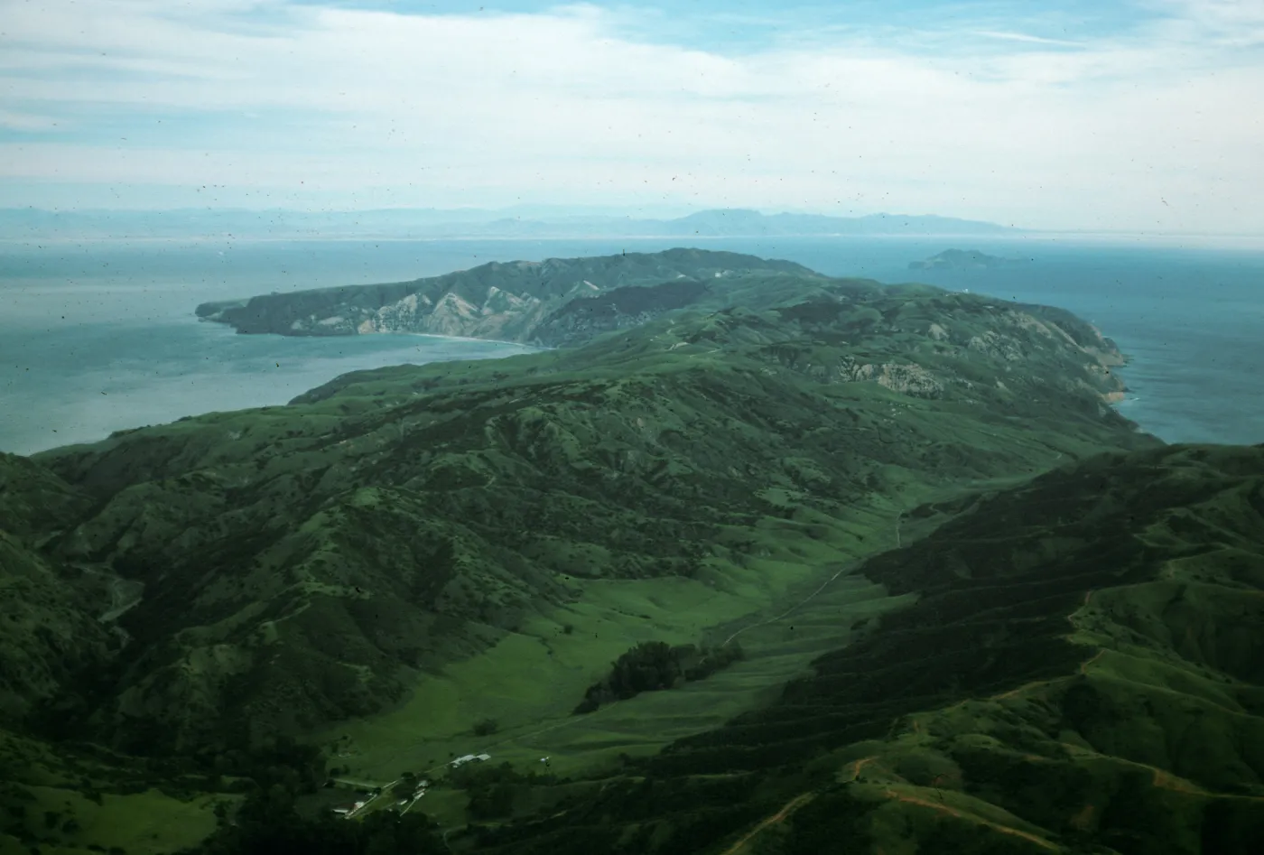 Santa Cruz Island, Central Valley