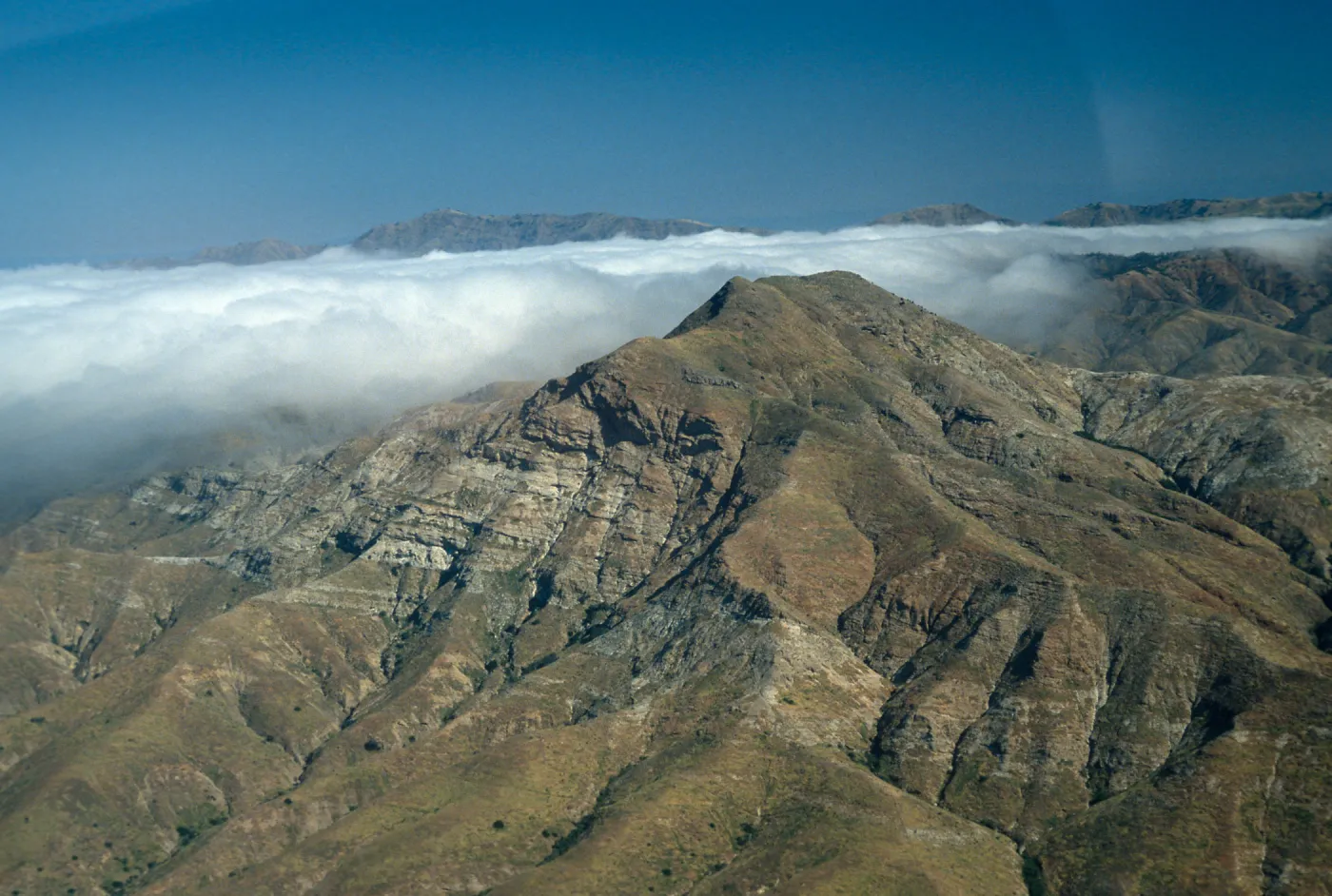 Santa Cruz Island, Sierra Blanca ridge
