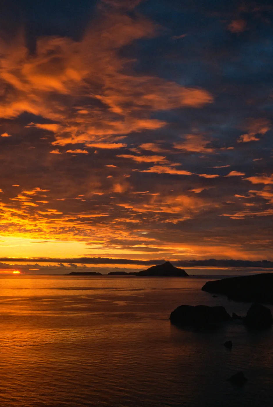 Santa Cruz Island, sunrise over Anacapa Island & Scorpion Bay